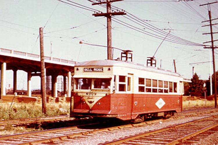 Photo of old Portland Traction streetcar